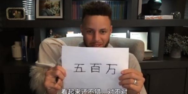 九游手机版-【夜读】中国男足变身拉拉队为女足加油！